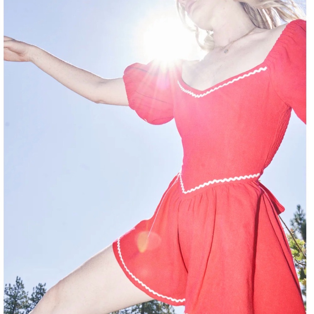 Fashion Brand Company Music Linen Romper - Picture 2 of 4